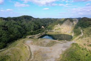 元名採石場跡地空撮画像